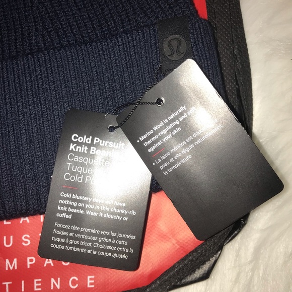 Cold pursuit knit beanie true navy blue lululemon - Picture 2 of 6